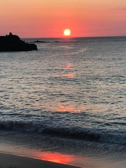 Lily Cosy Campervan With Sea Views & Amazing Sunrises St Ives Exteriör bild
